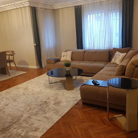 Appartement 5 Minutes To Subway à Istambul Extérieur photo
