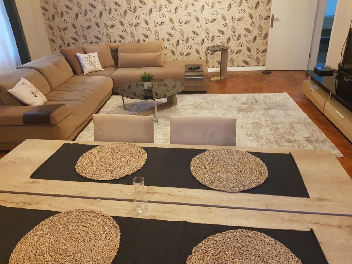 Appartement 5 Minutes To Subway à Istambul Extérieur photo