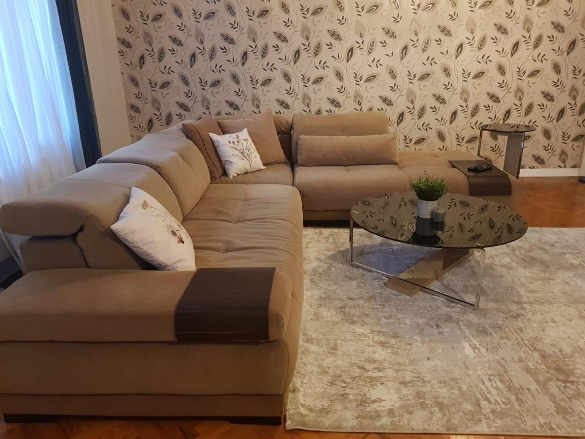 Appartement 5 Minutes To Subway à Istambul Extérieur photo