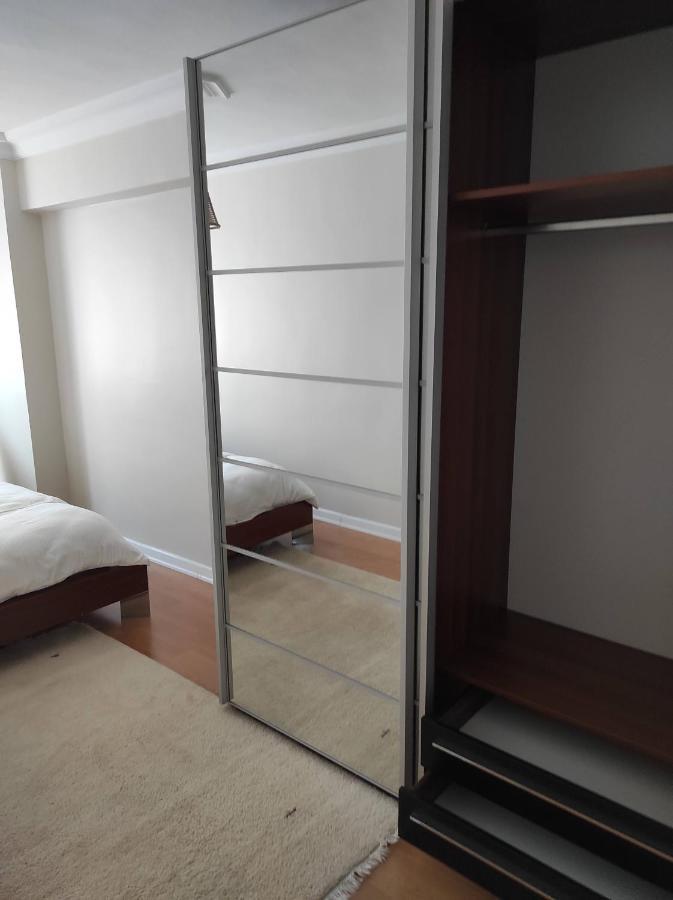 Appartement 5 Minutes To Subway à Istambul Extérieur photo